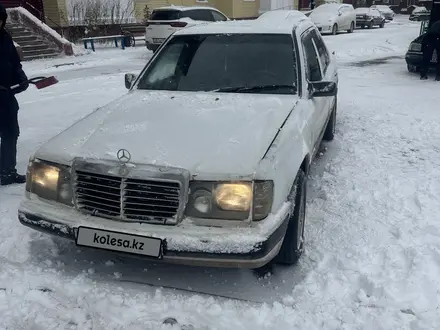 Mercedes-Benz E 230 1988 года за 1 233 823 тг. в Караганда – фото 2