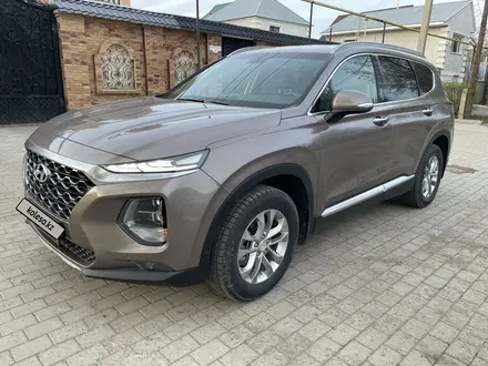 Hyundai Santa Fe 2020 года за 14 000 000 тг. в Уральск