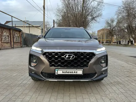 Hyundai Santa Fe 2020 года за 14 000 000 тг. в Уральск – фото 12
