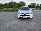 Toyota RAV4 2018 годаүшін13 200 000 тг. в Семей – фото 2