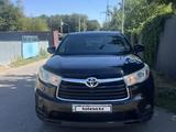 Toyota Highlander 2014 года за 13 500 000 тг. в Алматы – фото 2