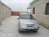 Chevrolet Niva 2015 годаүшін3 700 000 тг. в Актау – фото 2