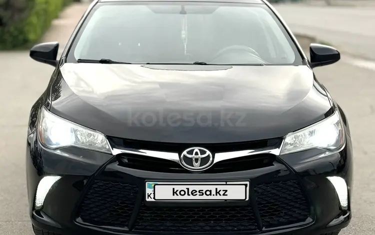 Toyota Camry 2015 года за 10 200 000 тг. в Уральск