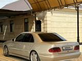 Mercedes-Benz E 320 2001 годаүшін5 000 000 тг. в Актау – фото 3