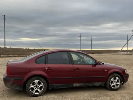 Volkswagen Passat 1997 года за 1 800 000 тг. в Астана – фото 4