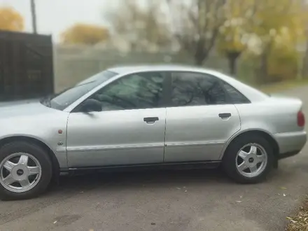 Audi A4 1996 года за 1 700 000 тг. в Тараз – фото 4