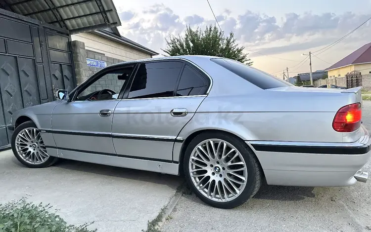 BMW 730 1994 года за 3 490 000 тг. в Шымкент