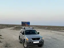Mitsubishi Montero Sport, 2001