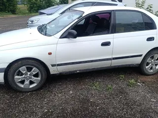 Toyota Carina E