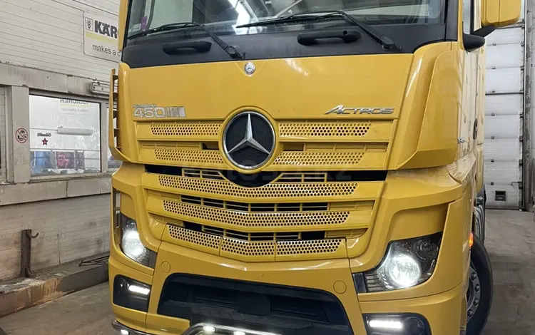 Mercedes-Benz  Actros 2017 годаfor33 000 000 тг. в Караганда