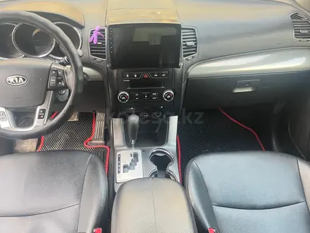 Kia Sorento 2010 года за 6 800 000 тг. в Актау – фото 8