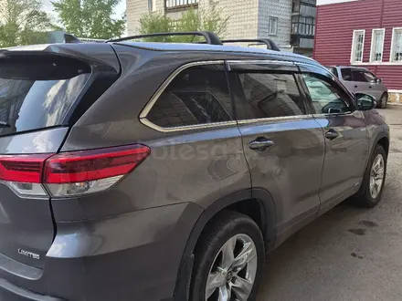 Toyota Highlander 2018 года за 19 000 000 тг. в Астана – фото 9