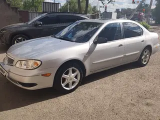 Nissan Maxima, 2000