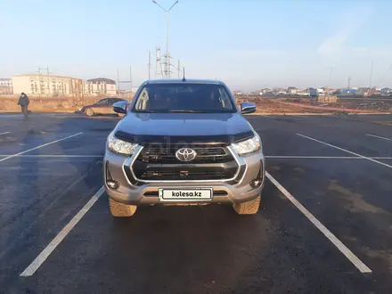 Toyota Hilux 2021 года за 22 000 000 тг. в Актобе – фото 3