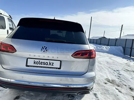 Volkswagen Touareg 2019 года за 25 000 000 тг. в Костанай – фото 3