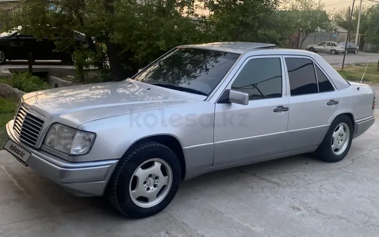 Mercedes-Benz E 280 1994 года за 2 100 000 тг. в Шымкент