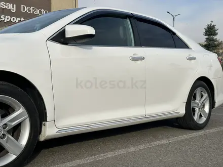 Toyota Camry 2014 года за 8 500 000 тг. в Тараз – фото 13