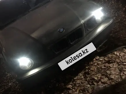 BMW 520 1989 года за 900 000 тг. в Астана – фото 7