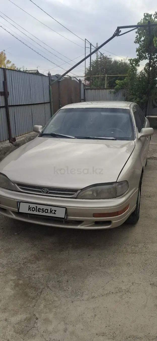 Toyota Camry, 1991