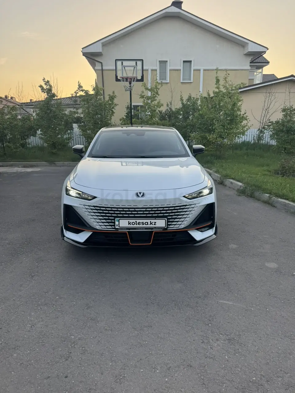 Changan UNI-V, 2025