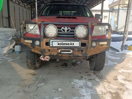 Toyota Hilux 2012 года за 13 000 000 тг. в Алматы – фото 3