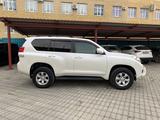 Toyota Land Cruiser Prado 2009 года за 13 000 000 тг. в Актобе – фото 4