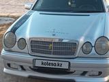 Mercedes-Benz E 200 1997 годаүшін2 800 000 тг. в Уральск