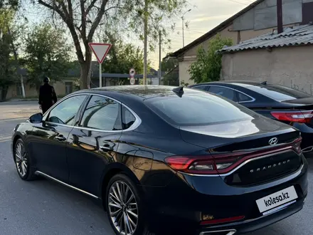 Hyundai Grandeur 2017 года за 11 200 000 тг. в Шымкент – фото 6
