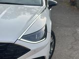 Hyundai Sonata 2022 годаүшін10 500 000 тг. в Алматы – фото 2