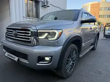 Toyota Sequoia, 2017