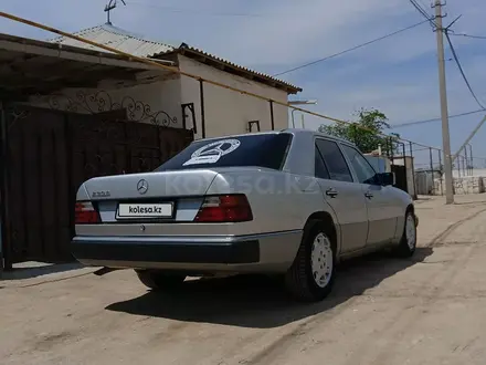 Mercedes-Benz E 230 1992 года за 1 700 000 тг. в Актау – фото 12