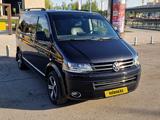 Volkswagen Multivan 2015 годаүшін17 000 000 тг. в Астана – фото 2