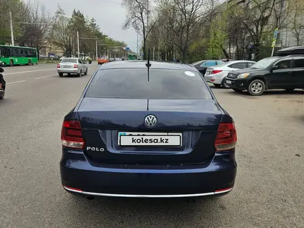 Volkswagen Polo 2018 года за 5 500 000 тг. в Алматы – фото 2