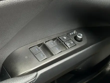 Toyota Camry 2023 года за 15 500 000 тг. в Атырау – фото 14
