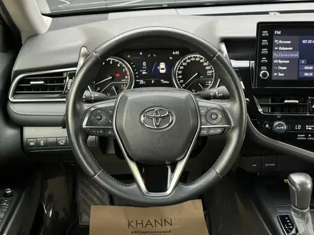 Toyota Camry 2023 года за 15 500 000 тг. в Атырау – фото 5
