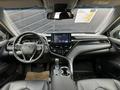 Toyota Camry 2023 года за 15 500 000 тг. в Атырау – фото 7