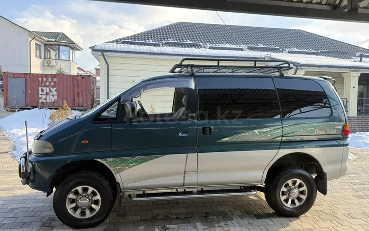 Mitsubishi Delica 1995 годаүшін5 500 000 тг. в Алматы
