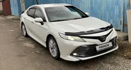 Toyota Camry 2019 годаүшін14 300 000 тг. в Алматы – фото 2