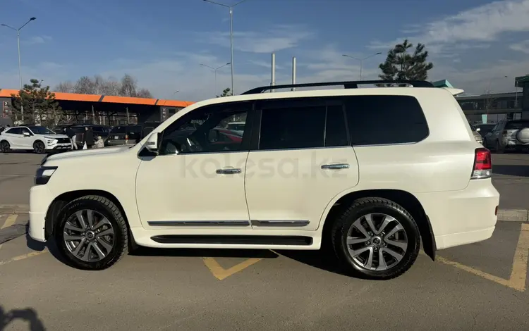 Toyota Land Cruiser 2017 года за 35 000 000 тг. в Алматы