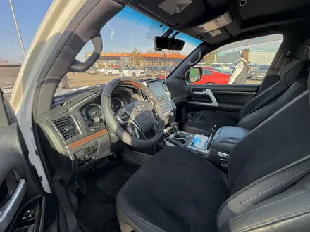 Toyota Land Cruiser 2017 года за 35 000 000 тг. в Алматы – фото 6