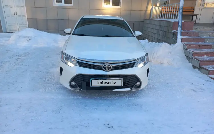 Toyota Camry 2015 года за 12 700 000 тг. в Усть-Каменогорск