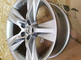 Диски комплект R19 5x114.3 Toyota Highlander за 320 000 тг. в Алматы – фото 2