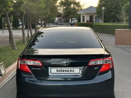 Toyota Camry 2014 года за 8 400 000 тг. в Шымкент – фото 3