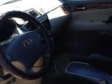 Toyota Ipsum 2004 годаүшін4 800 000 тг. в Актау – фото 5