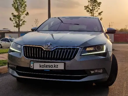 Skoda Superb 2019 года за 12 800 000 тг. в Алматы – фото 3