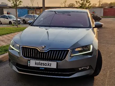 Skoda Superb 2019 года за 12 800 000 тг. в Алматы – фото 5