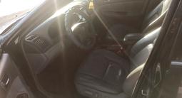 Toyota Camry 2004 года за 4 600 000 тг. в Петропавловск – фото 3