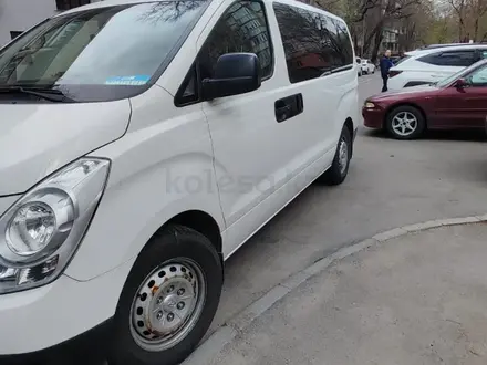 Hyundai H-1 2016 года за 15 500 000 тг. в Алматы – фото 8