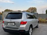Toyota Highlander 2012 года за 11 700 000 тг. в Актобе – фото 5