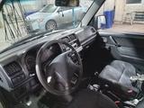 Suzuki Jimny 2003 года за 3 700 000 тг. в Алматы – фото 4